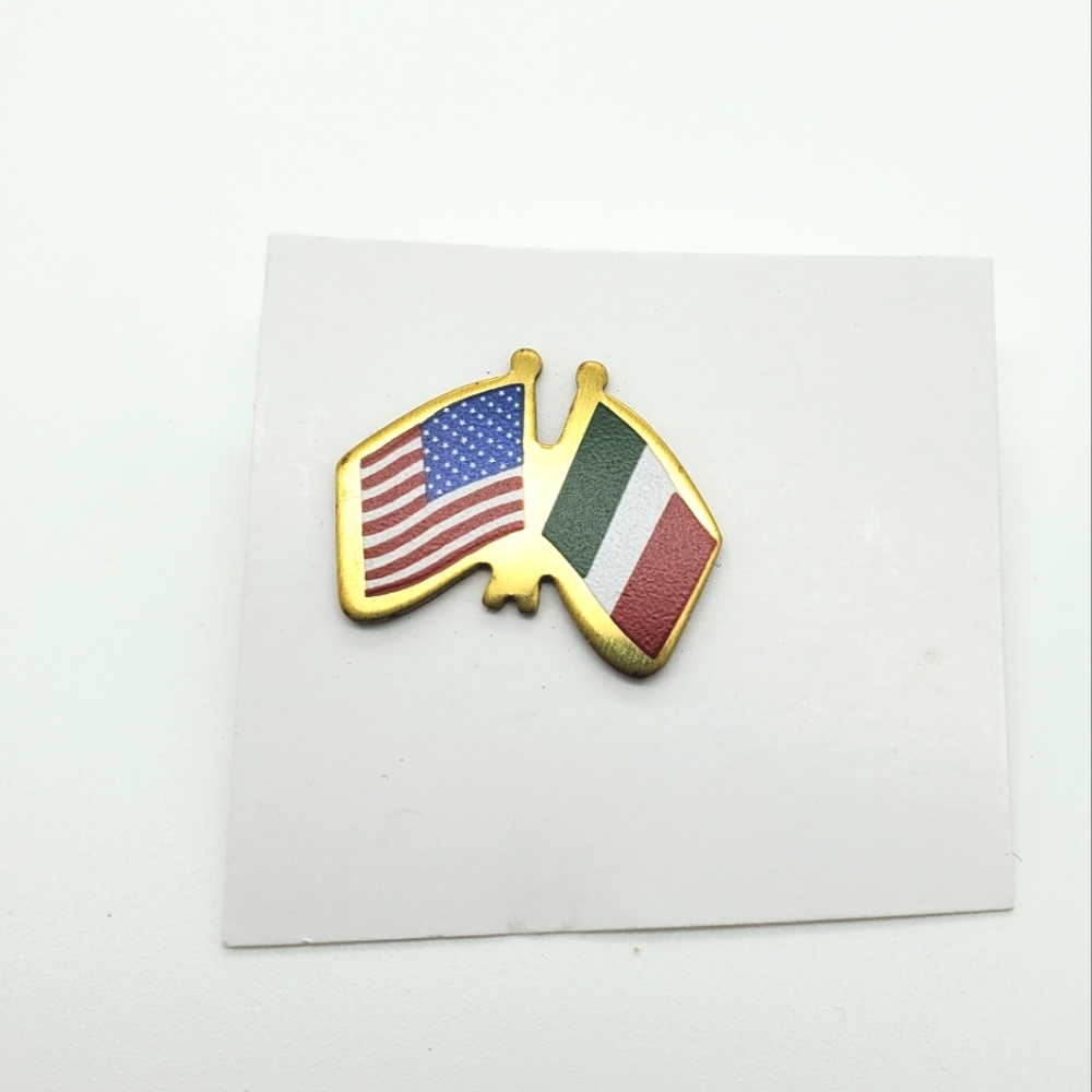 Flags pin